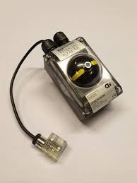 AM Instrumentering - EPPI2M01-2KV-3D-AM01 - Limit Switch Box