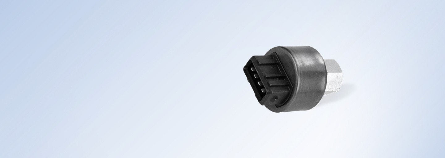 DENSO - RAIL PRESSURE SENSOR, 499000-6131